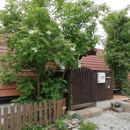 Zimmer Auf Dem Land Sankt Margarethen an der Raab Exterior photo